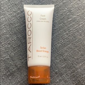 Cali Cosmetics - Brand New Foot Cream With Menthol